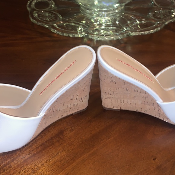 Verinica Beard - DALI WEDGE LEATHER SANDAL - Picture 10 of 10